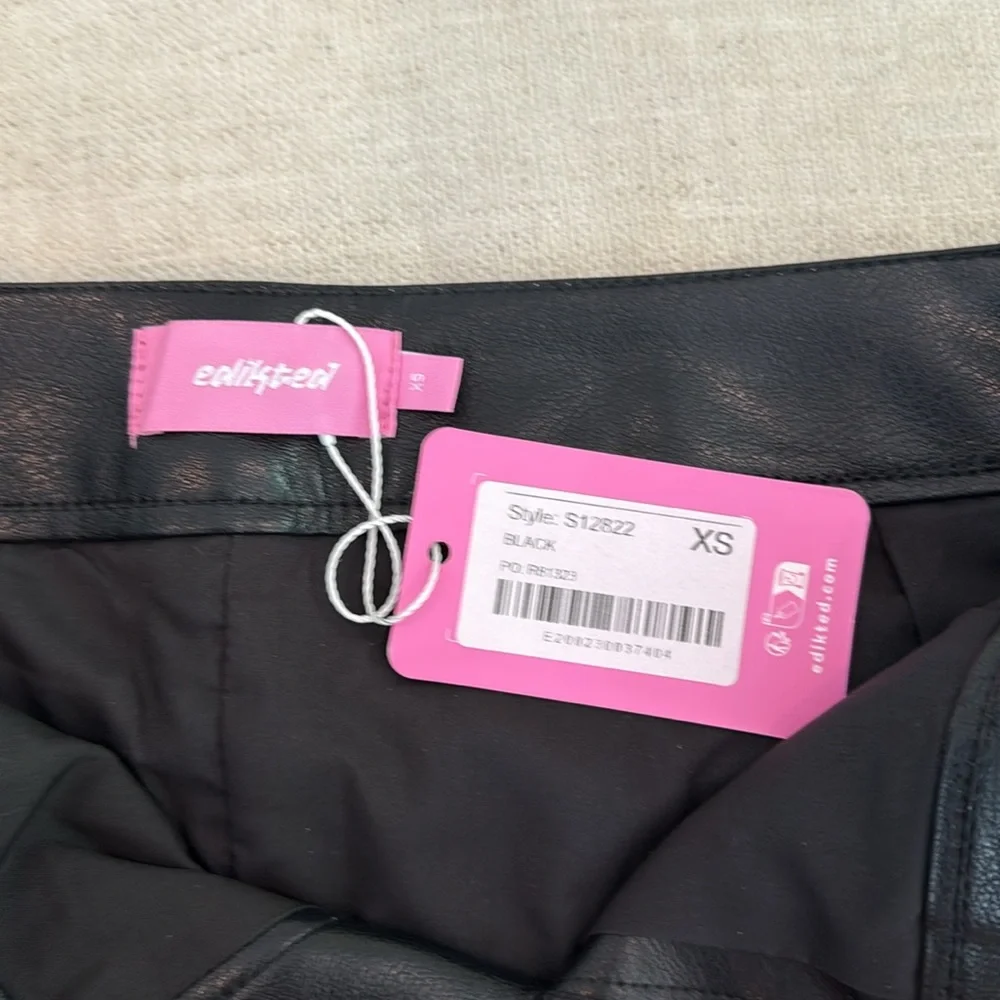 Edikted Faux Leather Mini Skirt XS - Picture 2 of 4